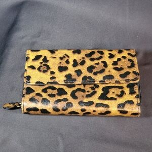 Safekeeper Leopard Wallet